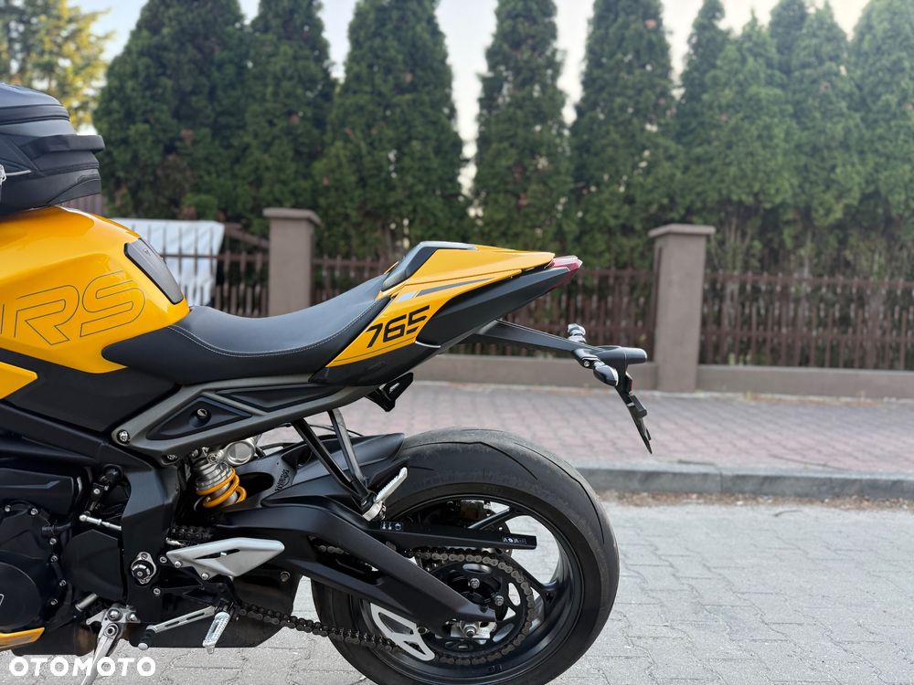 Triumph Street Triple - 20
