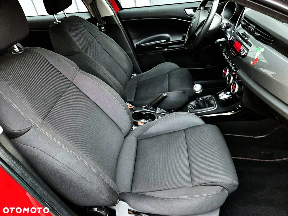 Alfa Romeo Giulietta 1.6 JTDM 16V Turismo - 28