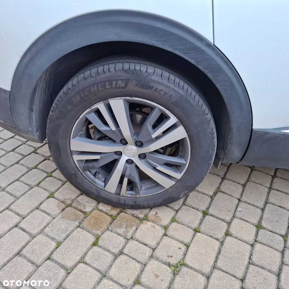 Peugeot 5008 - 14