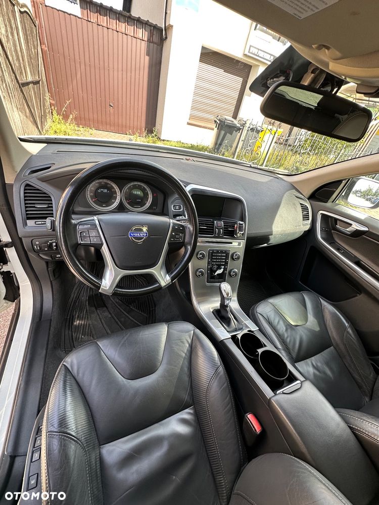 Volvo XC 60 T6 AWD R-Design - 5