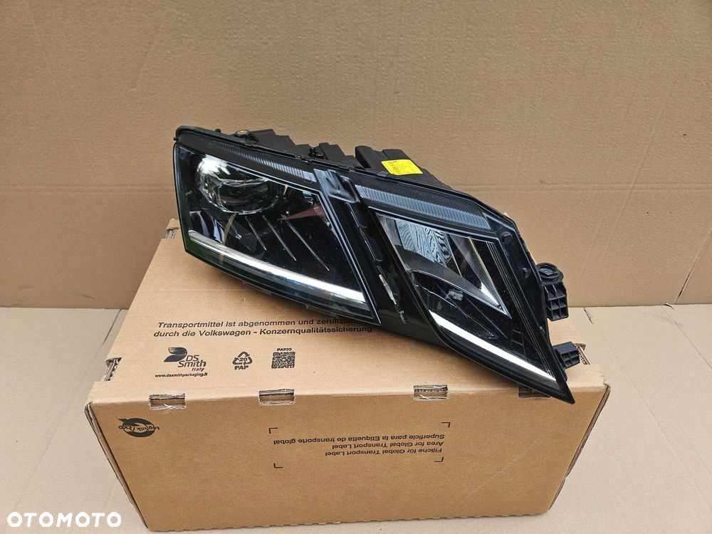 SKODA OCTAVIA III LIFT lampa prawa przód reflektor FULL LED 5E1941016D IDEALNA
