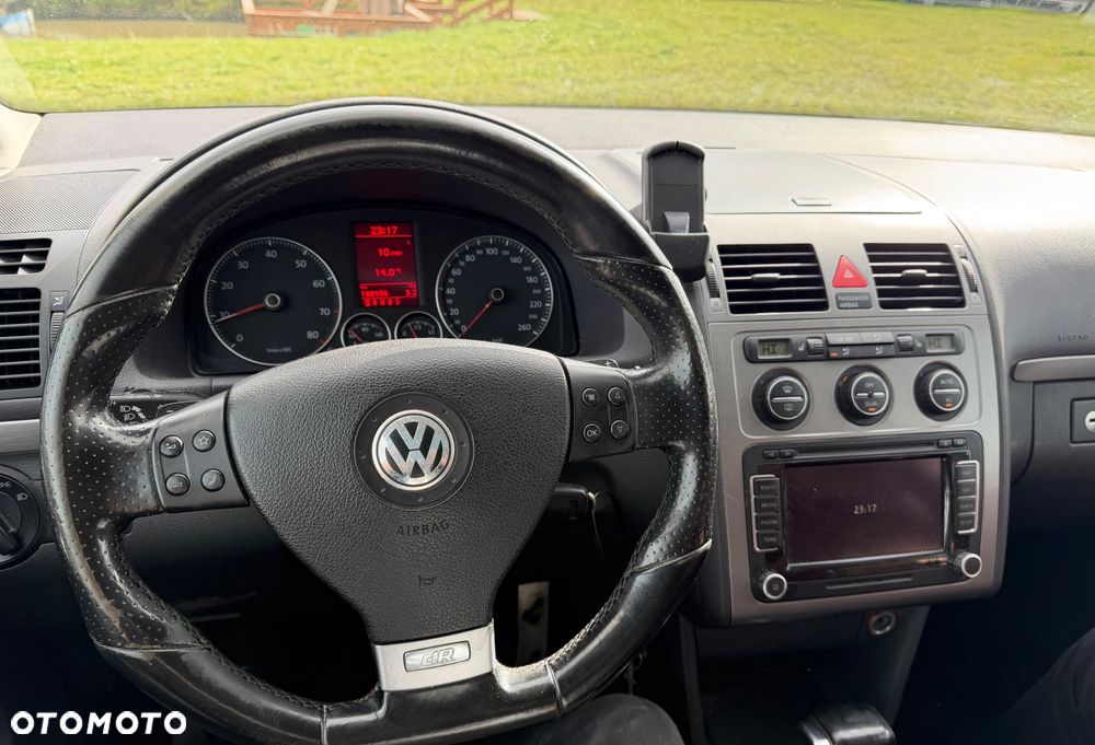Volkswagen Touran 1.4 TSI DSG Highline - 23