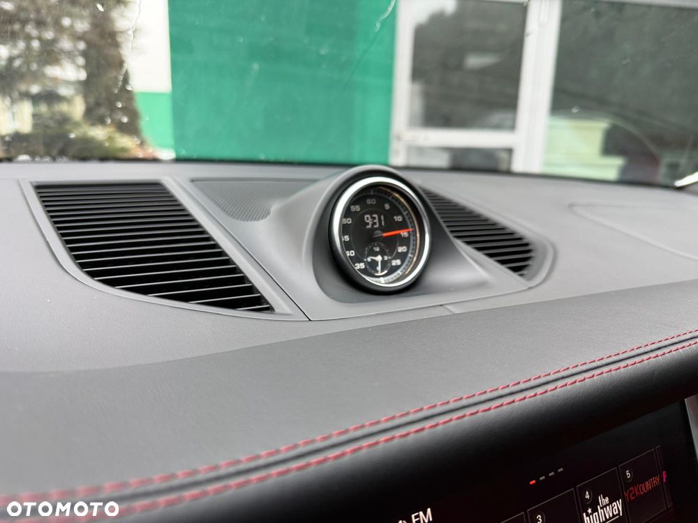 Porsche Macan GTS - 23