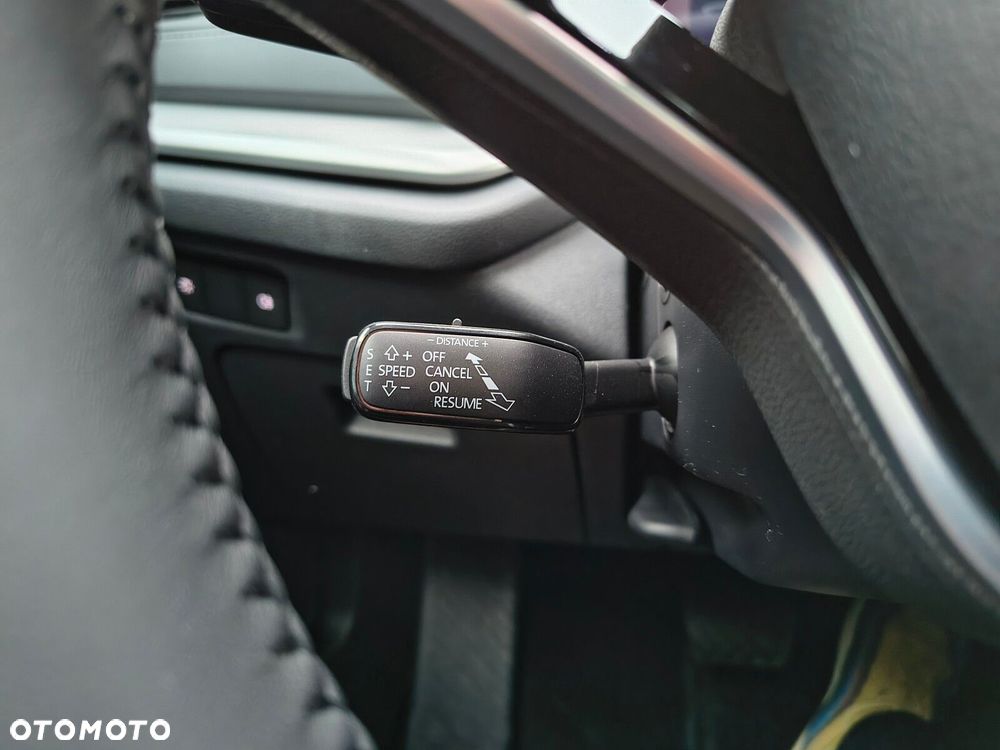 Skoda Octavia 2.0 TDI Selection DSG - 23