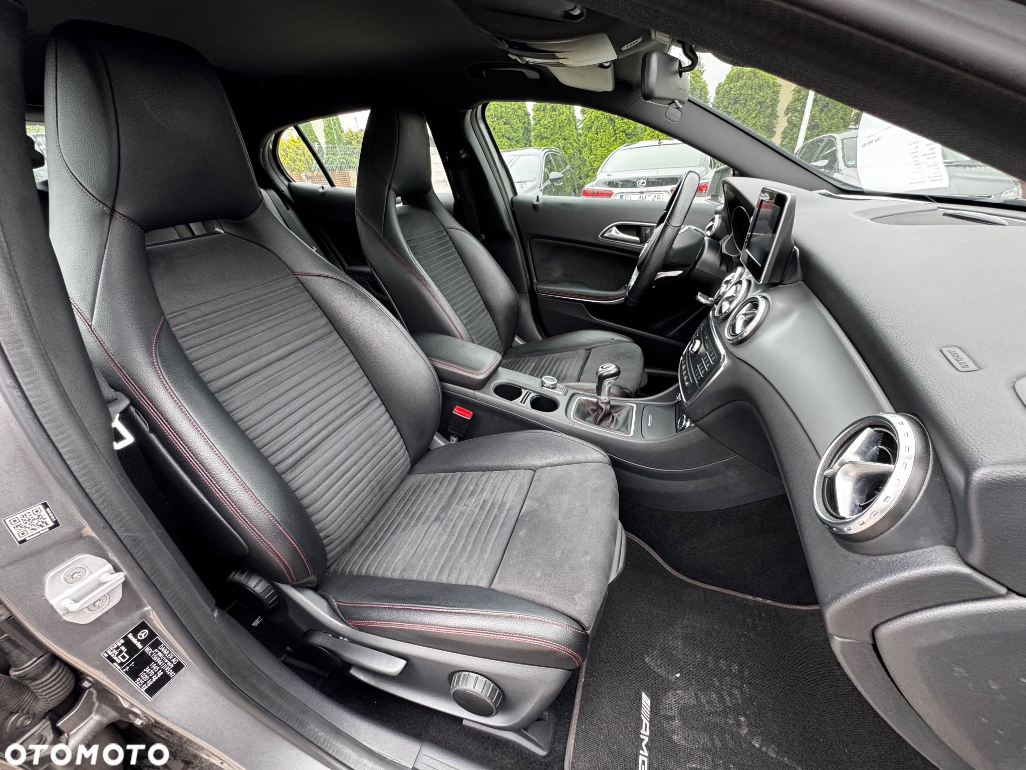 Mercedes-Benz GLA 250 AMG Line - 35