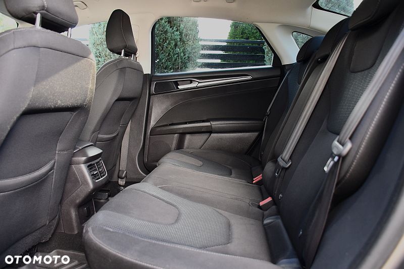 Ford Mondeo 2.0 Ti-VCT Titanium - 21