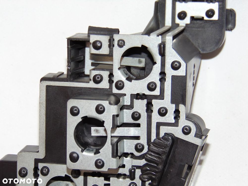 Wkład lampy prawej tylny tył prawy oprawka prawa Peugeot 307 FL lift HB hatchback 05-08r - 8