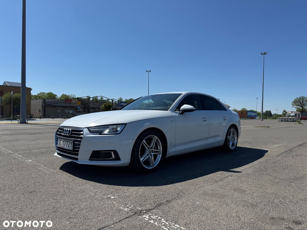 Audi A4 Limousine - 1