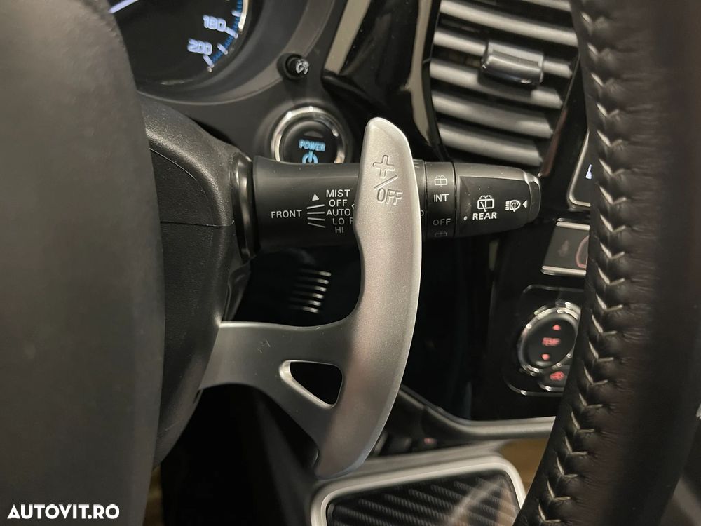 Mitsubishi Outlander 2.4 4WD Plug-In Hybrid Diamant - 27