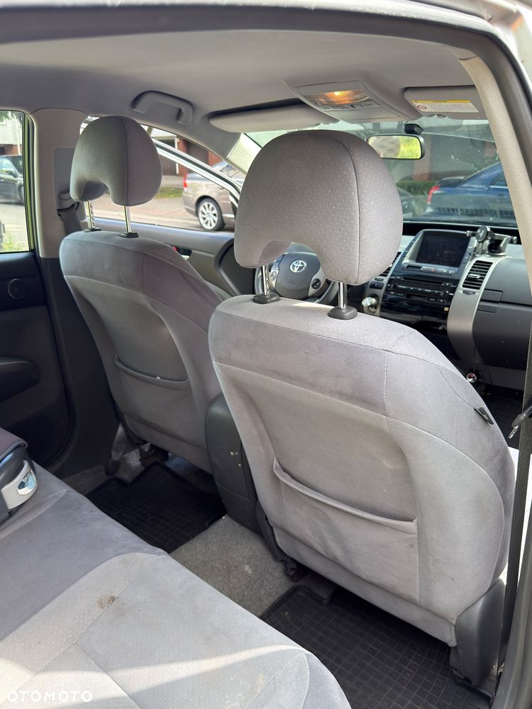 Toyota Prius 1.5 VVT-i Sol - 11