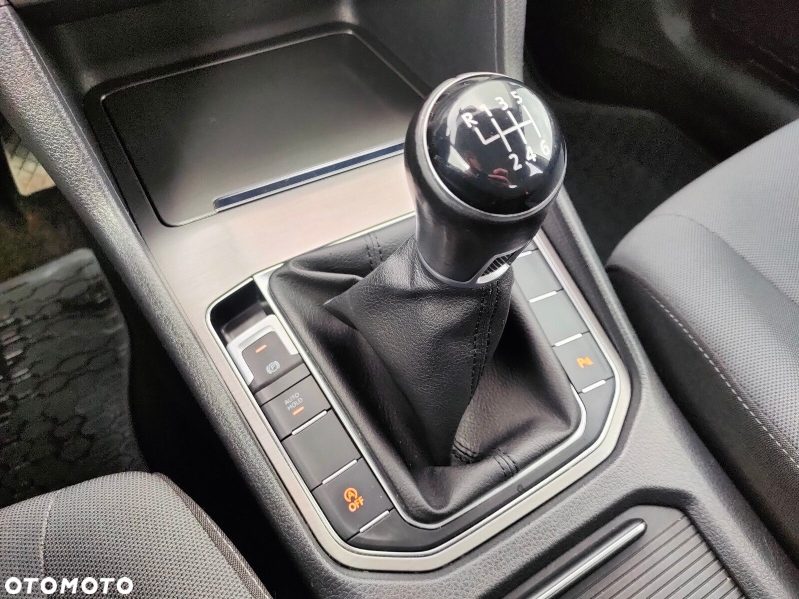 Volkswagen Golf Sportsvan - 24