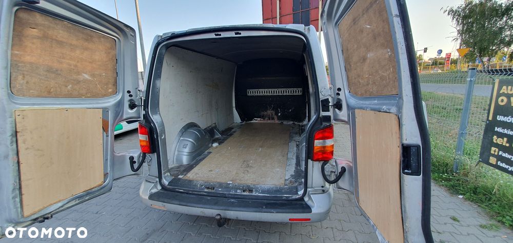 Volkswagen Transporter - 3