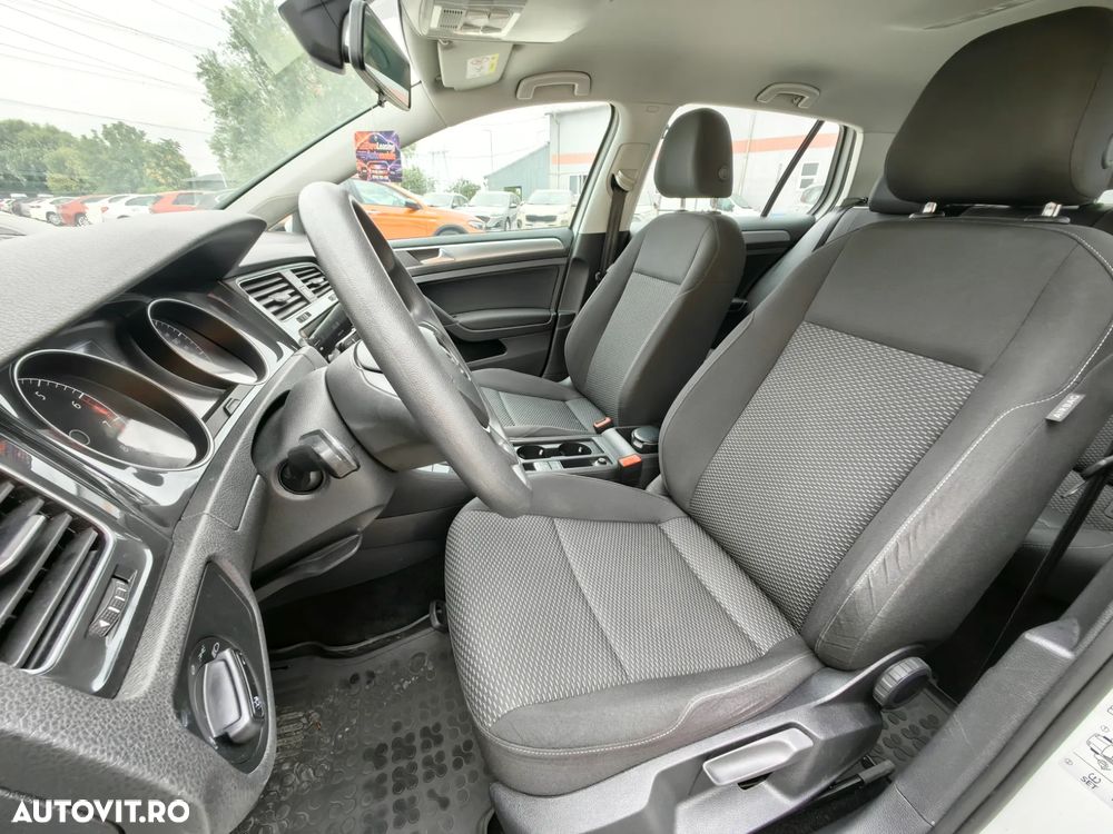 Volkswagen Golf 1.0 TSI Comfortline - 16