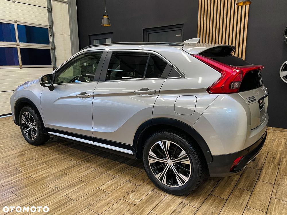 Mitsubishi Eclipse Cross 1.5 T Intense - 10