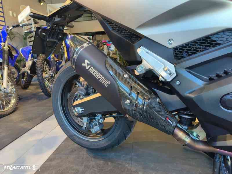 Honda Forza 750 - 7