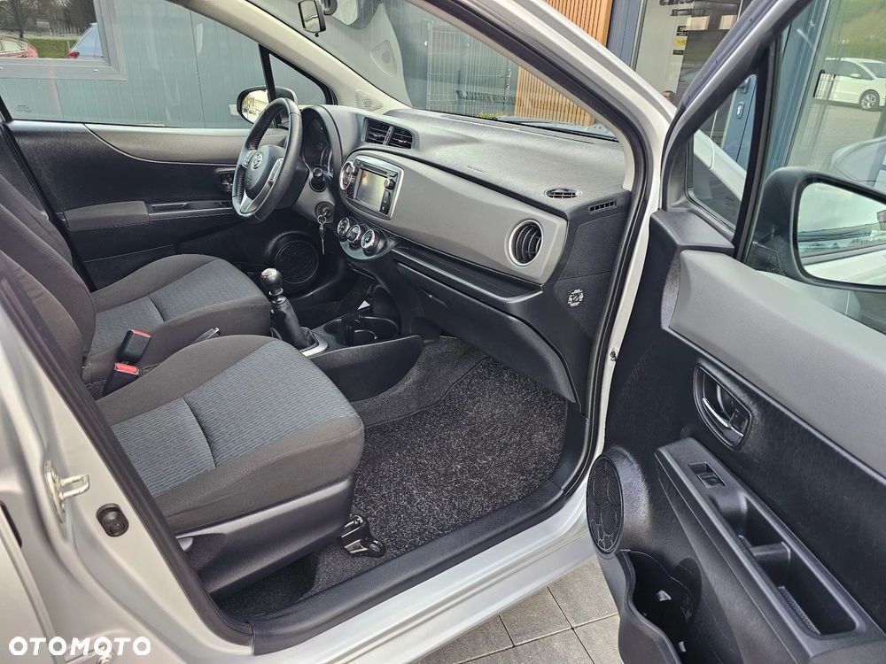 Toyota Yaris 1.33 Prestige - 5