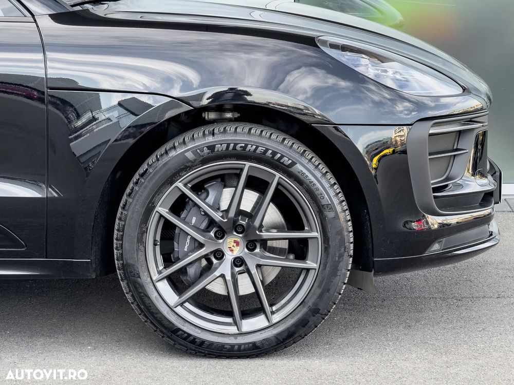 Porsche Macan T - 11