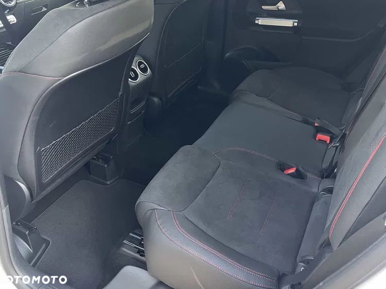 Mercedes-Benz GLB 200 mHEV AMG Line 7G-DCT - 7