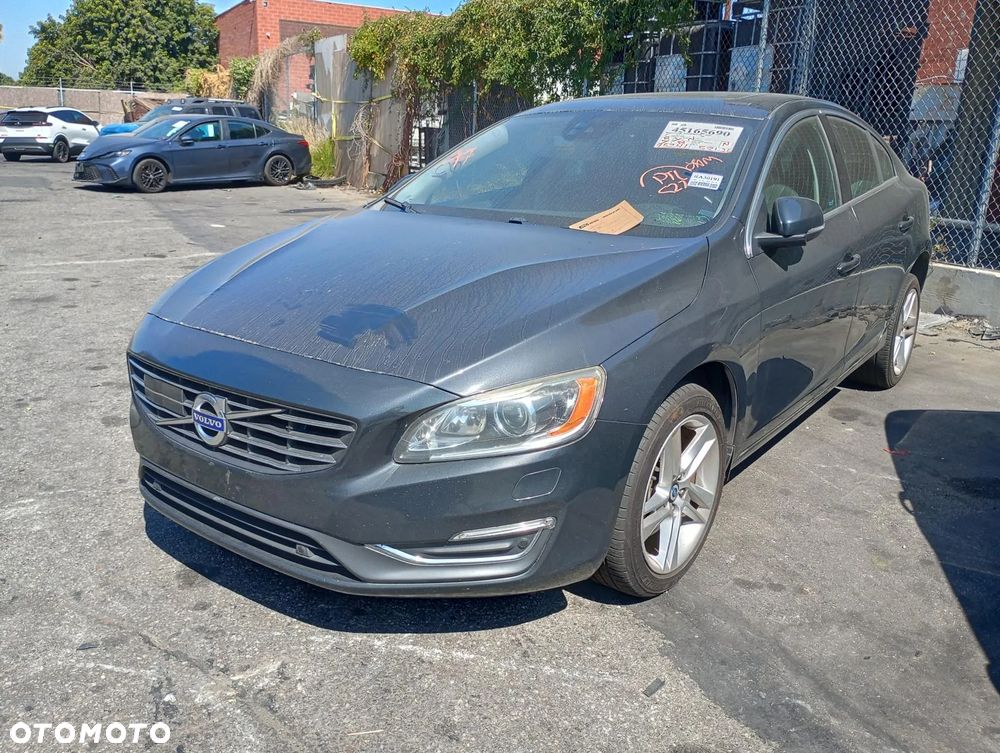 Volvo S60 - 5
