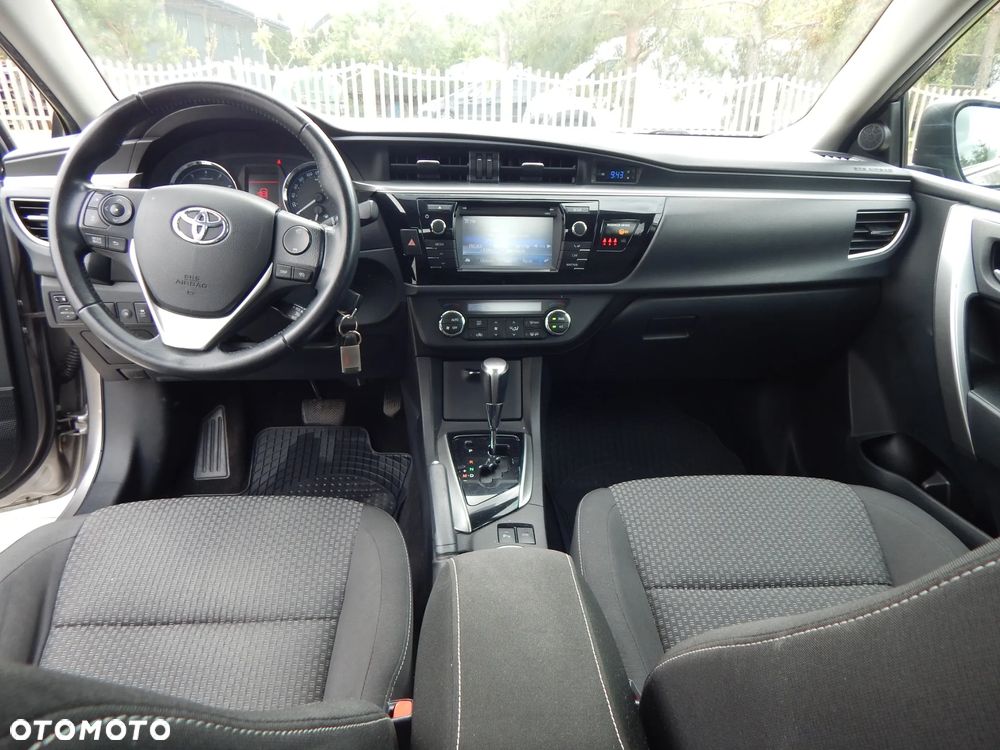 Toyota Corolla 1.6 Prestige MS - 16