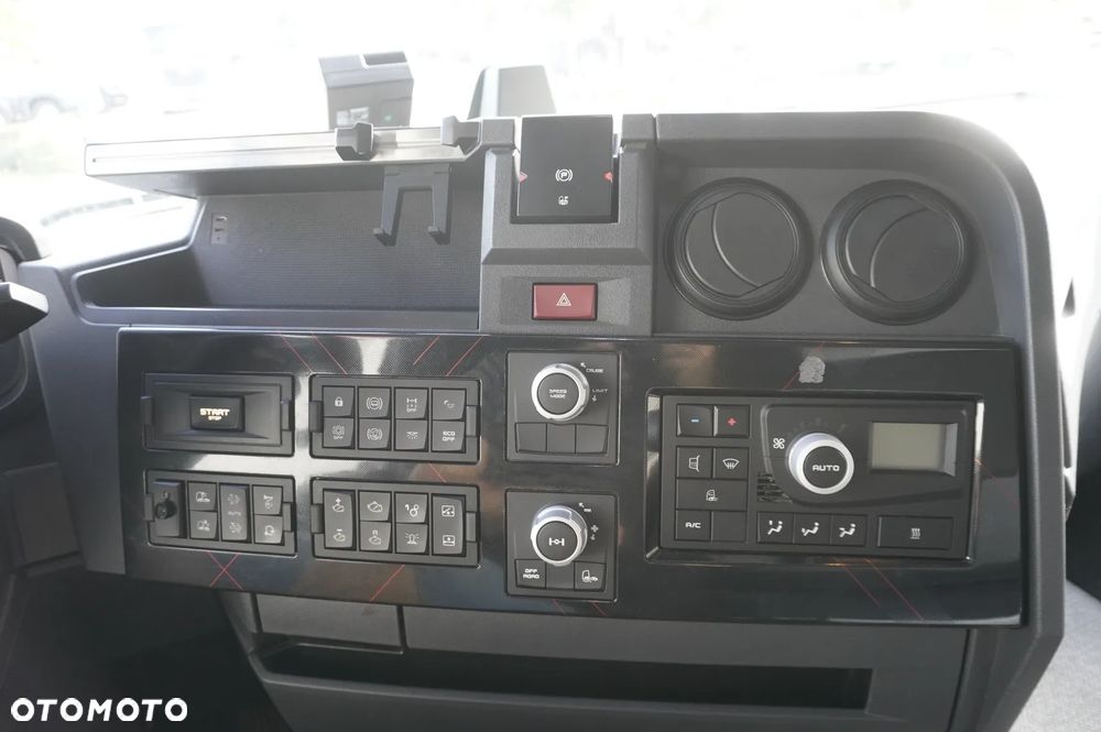 Renault VP K520 6x4 Medium / HDS Tajfun LIV 120 K / 120 tys. km! / 2024 / 19 EPAL_257996 - 24