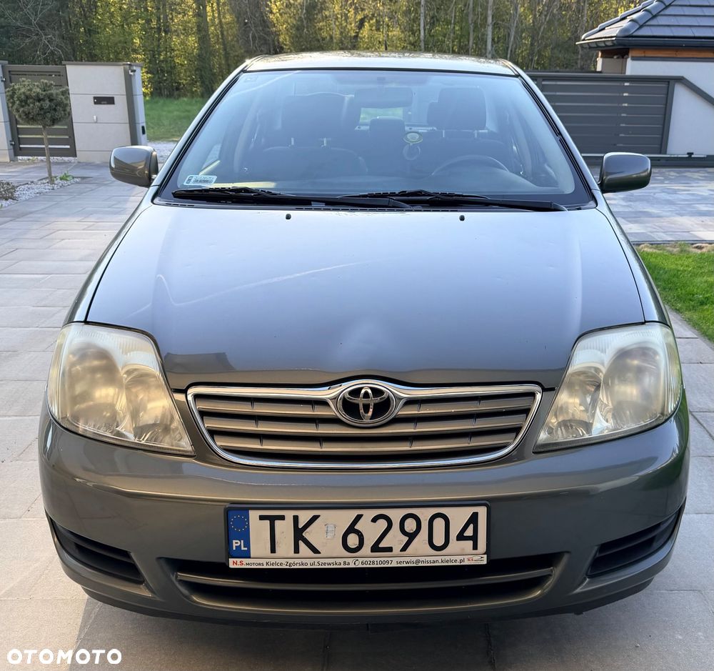 Toyota Corolla 1.6 VVT-i Terra Polaris - 4