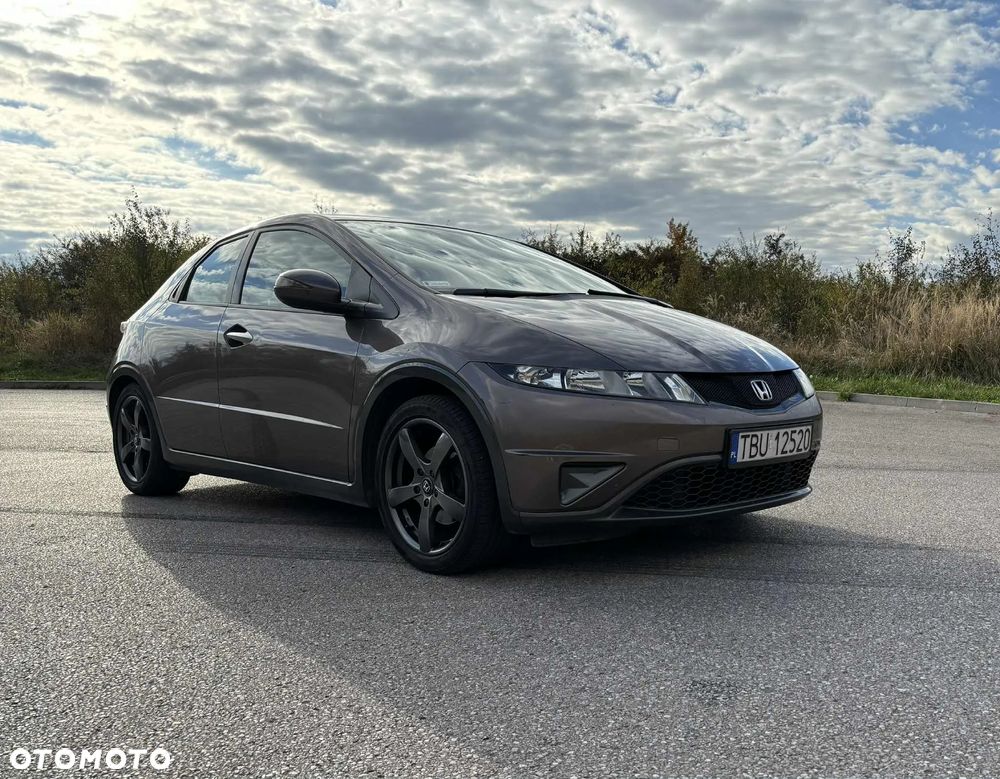 Honda Civic 1.4 Comfort - 2