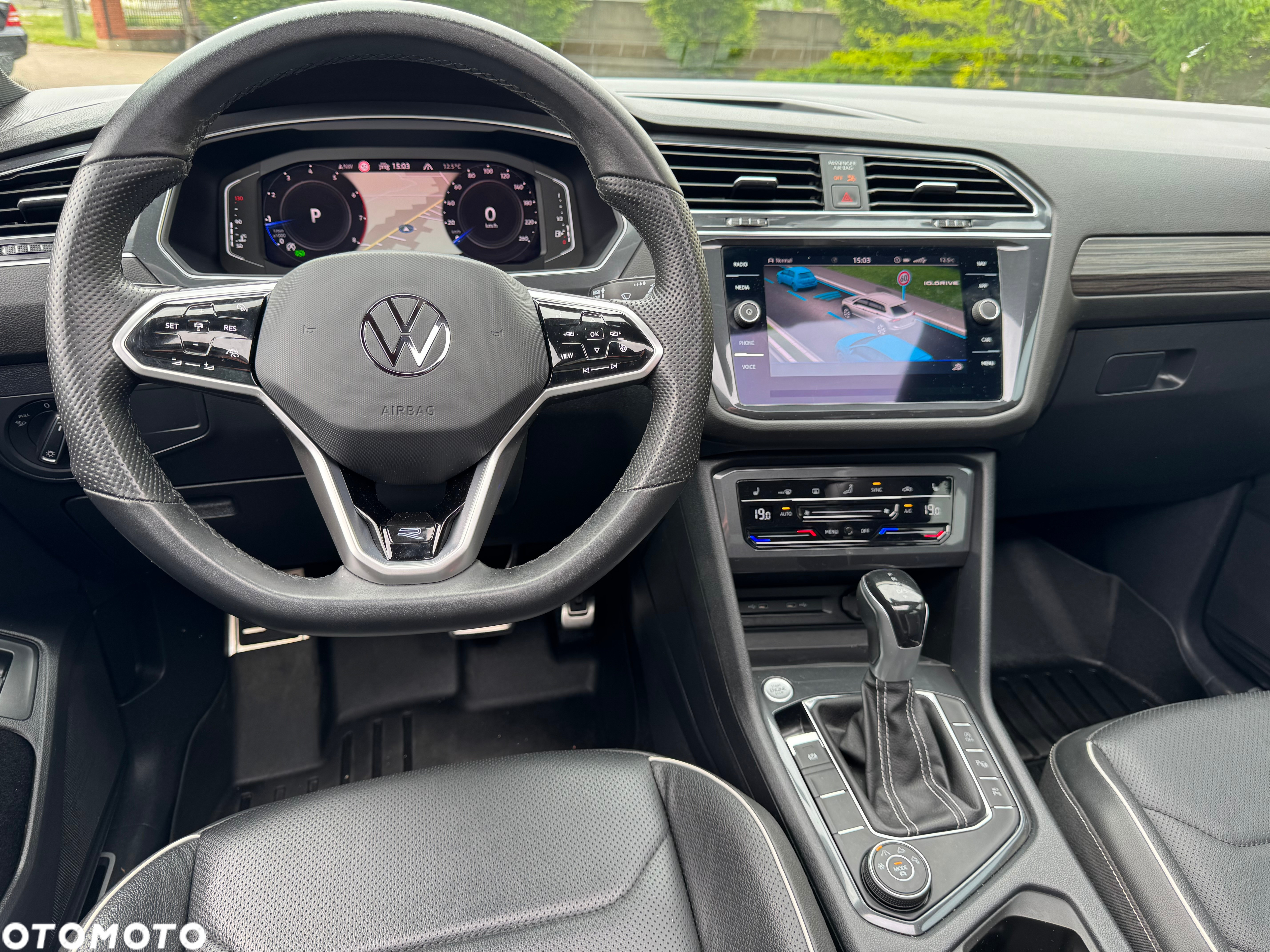 Volkswagen Tiguan Allspace - 17