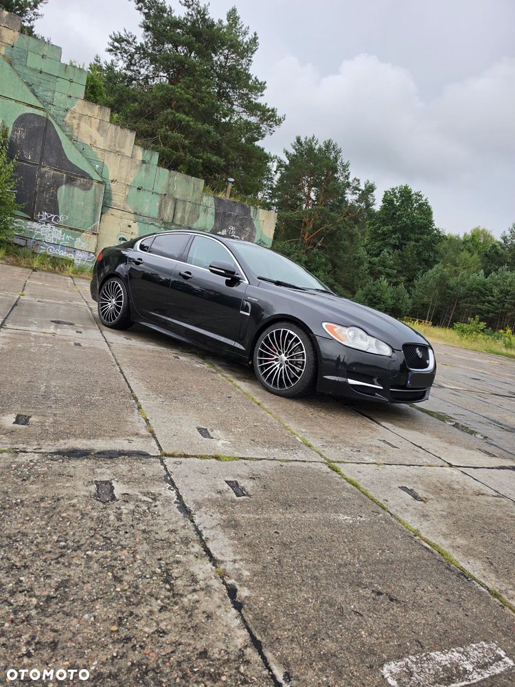 Jaguar XF - 5