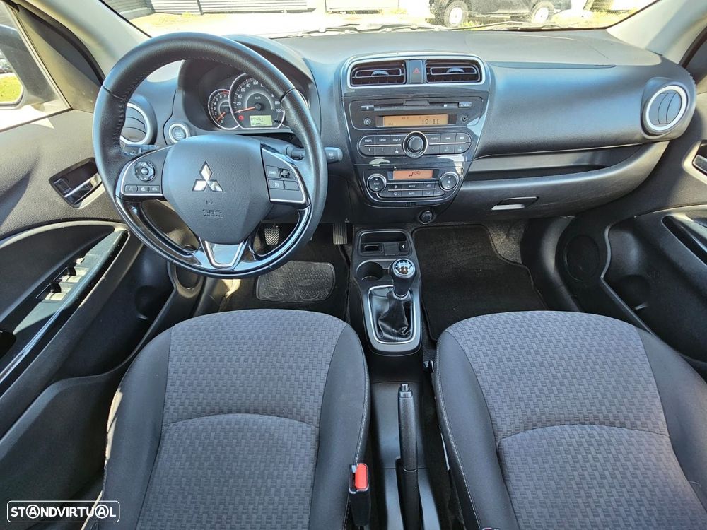 Mitsubishi Space Star 1.2 Intense - 16