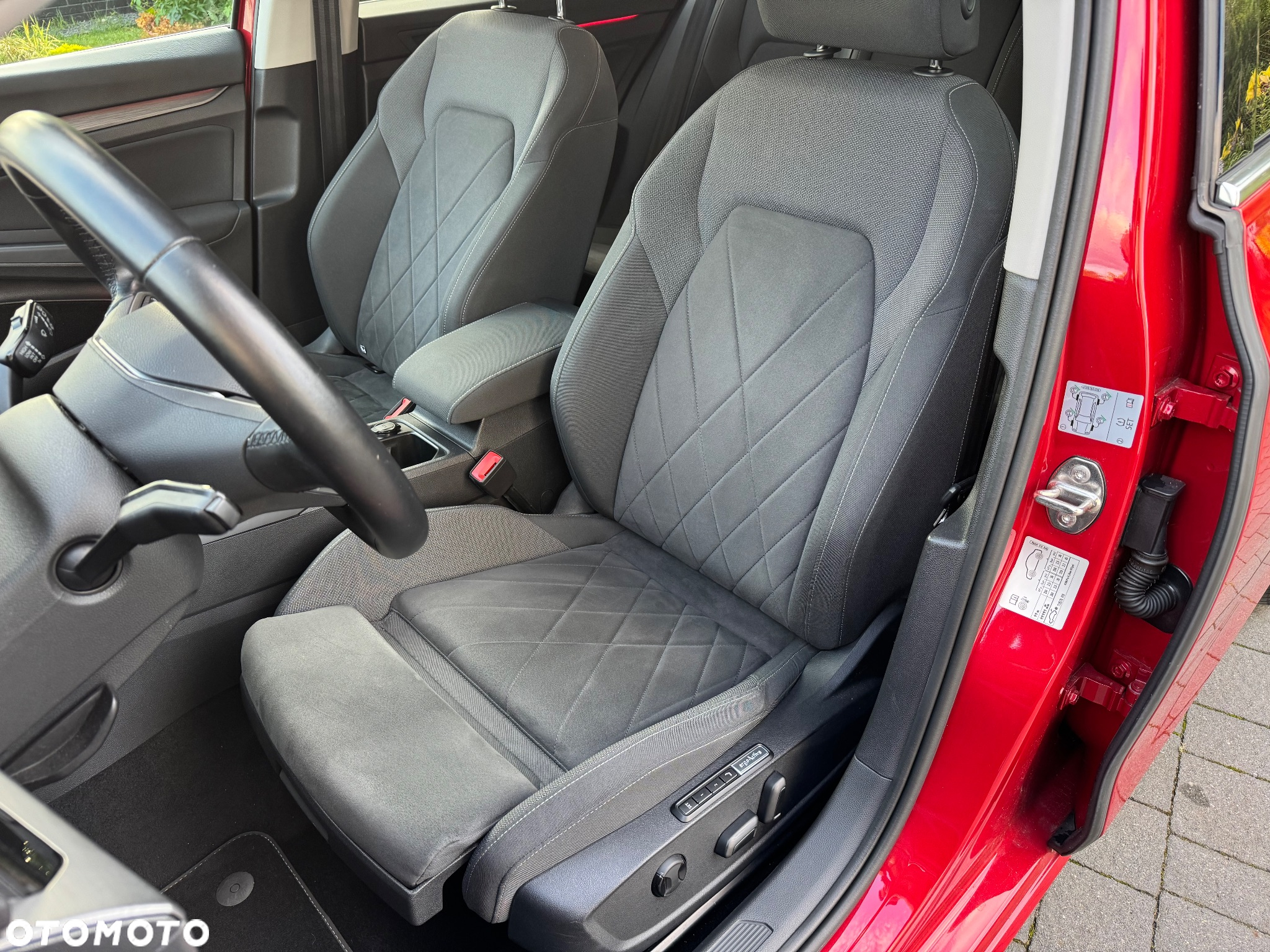 Volkswagen Golf VIII 1.5 TSI EVO Style - 10