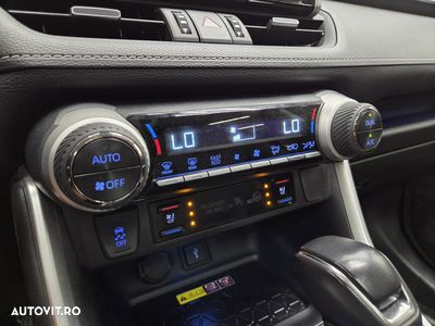 Toyota RAV4 2.5 VVT-iE 4x4 Luxury Premium - 8