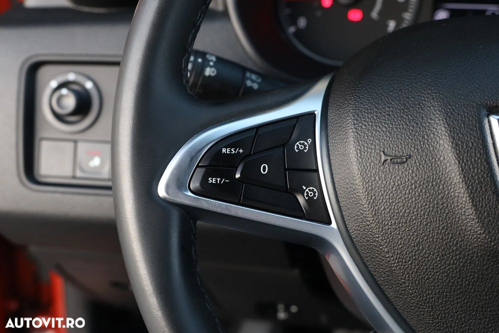 Dacia Duster Blue dCi 115 2WD Prestige+ - 32