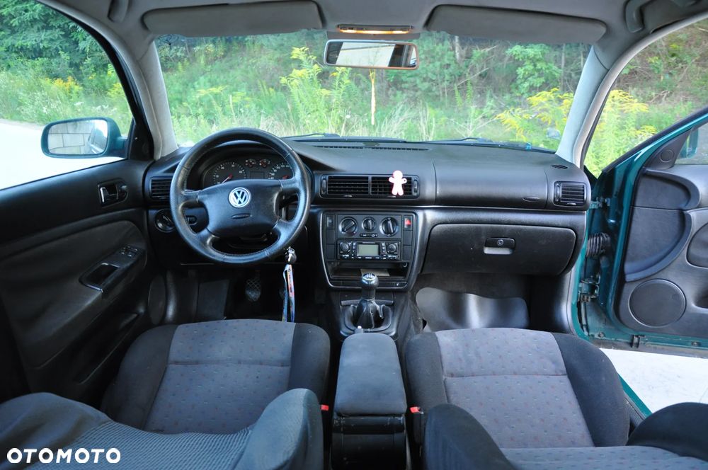 Volkswagen Passat 1.9 TDI CL - 6