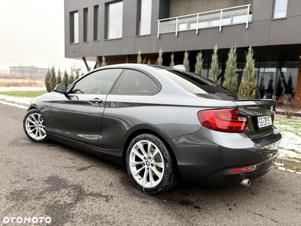 BMW Seria 2 218d Sport Line - 3