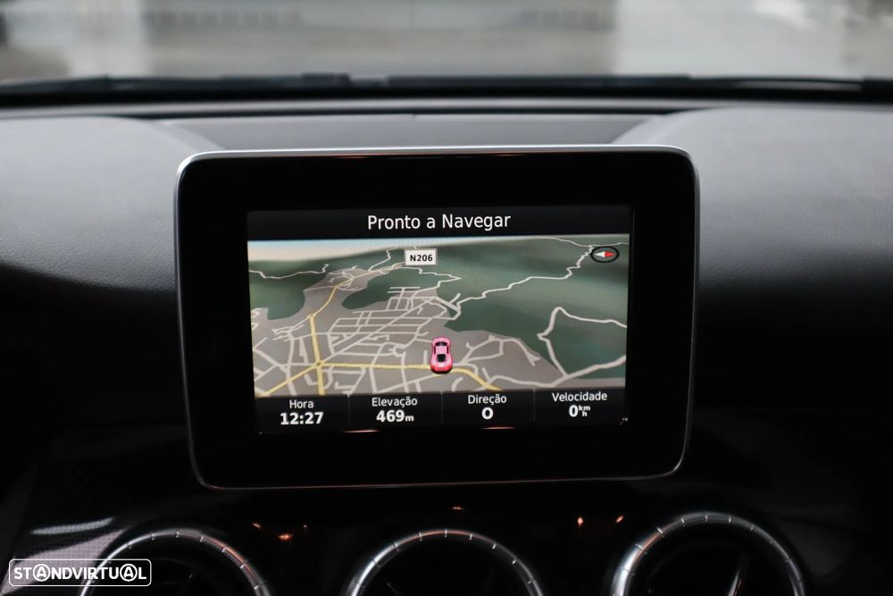 Mercedes-Benz CLA 180 d BlueEFFICIENCY Edition - 19