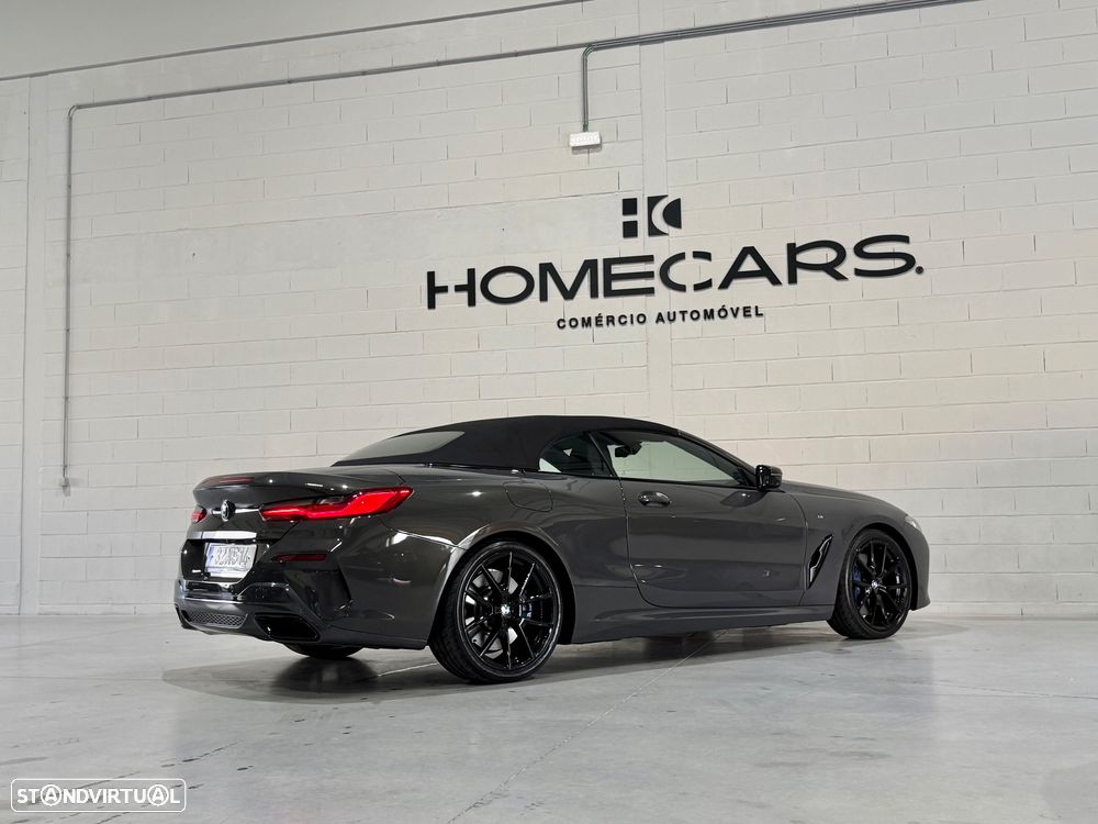 BMW 840 d xDrive Pack M - 17