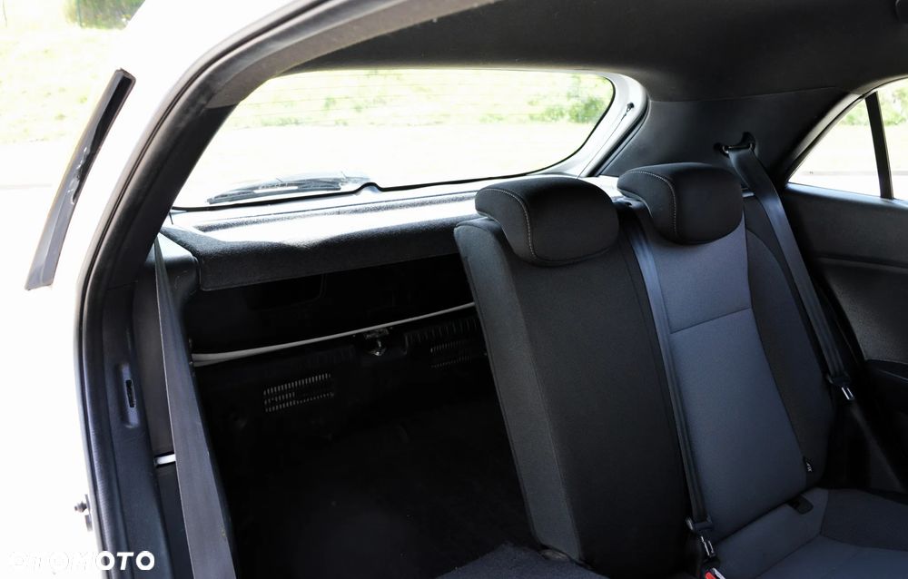 Hyundai i20 1.2 BlueDrive Classic + - 14