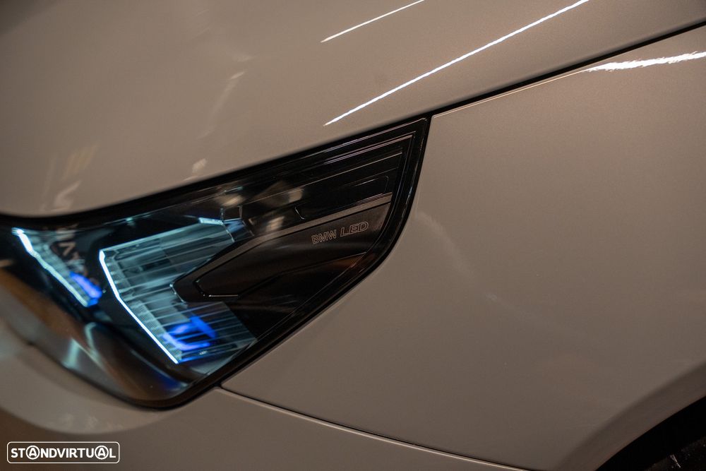 BMW M5 Touring xDrive - 10