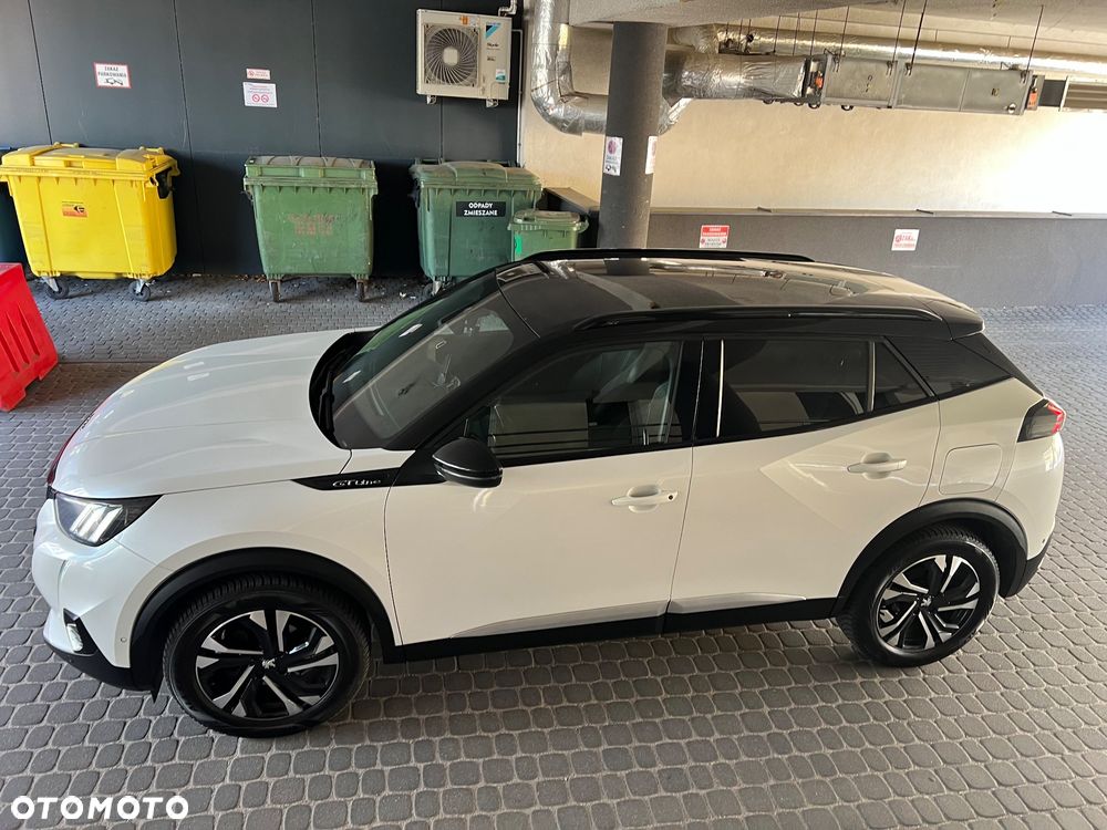 Peugeot 2008 PureTech 130 EAT8 GT - 14