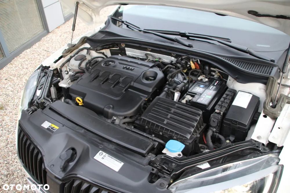 Skoda Superb 2.0 TDI 4x4 DSG Ambition - 36