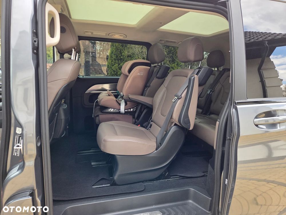 Mercedes-Benz Klasa V 300 d 4-Matic Exclusive 9G-Tronic (d³ugi) - 19