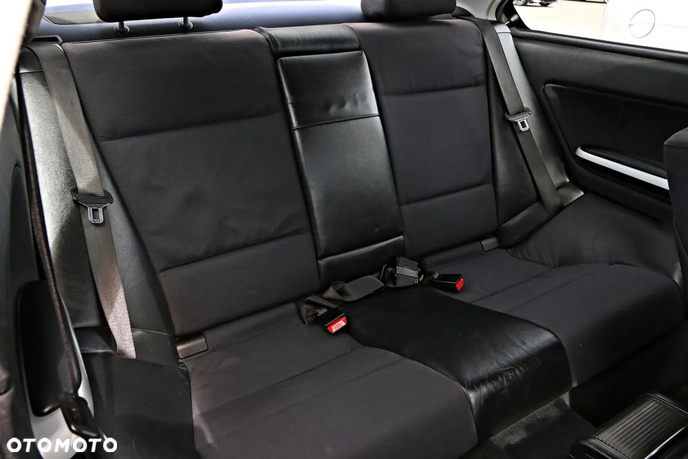BMW Seria 3 - 26