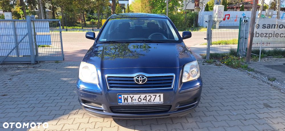 Toyota Avensis 1.6 VVT-i Terra - 2