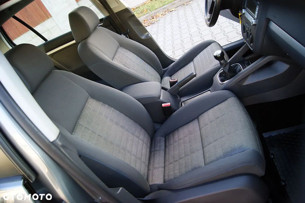 Volkswagen Golf 1.9 TDI Tour - 34