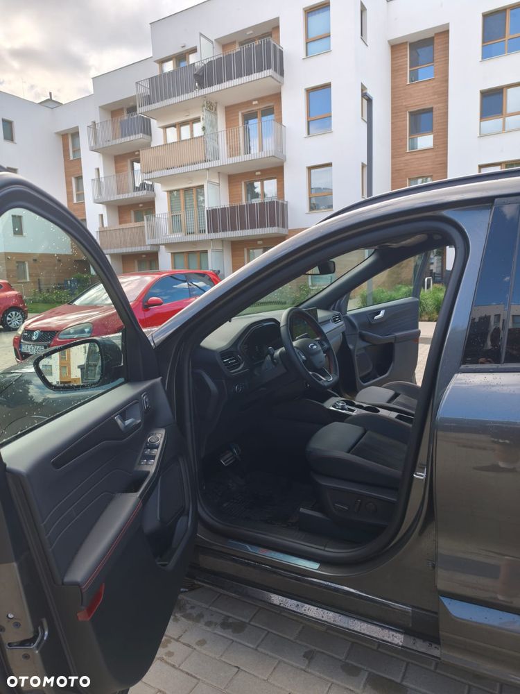Ford Kuga - 5