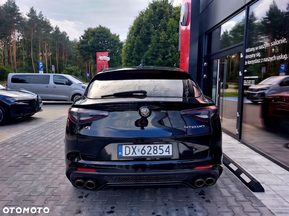 Alfa Romeo Stelvio 2.9 Bi Turbo V6 Quadrifoglio Q4 - 3