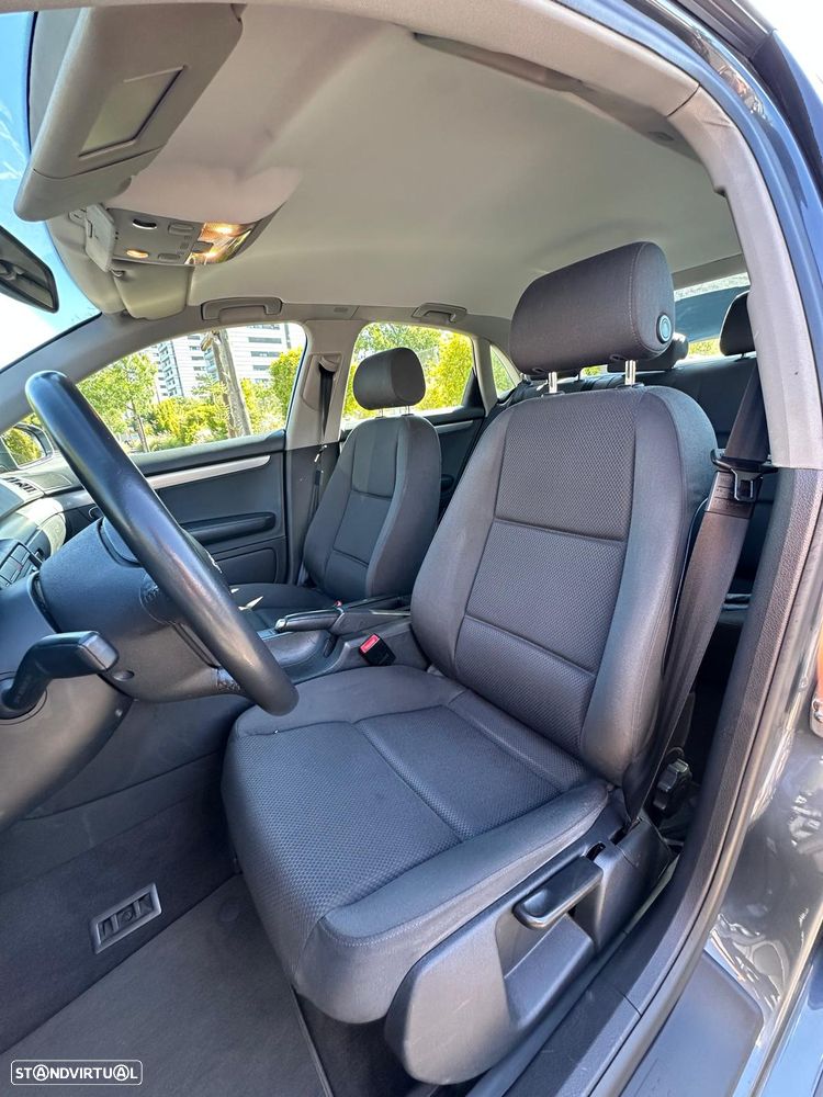 Audi A4 1.6 - 4