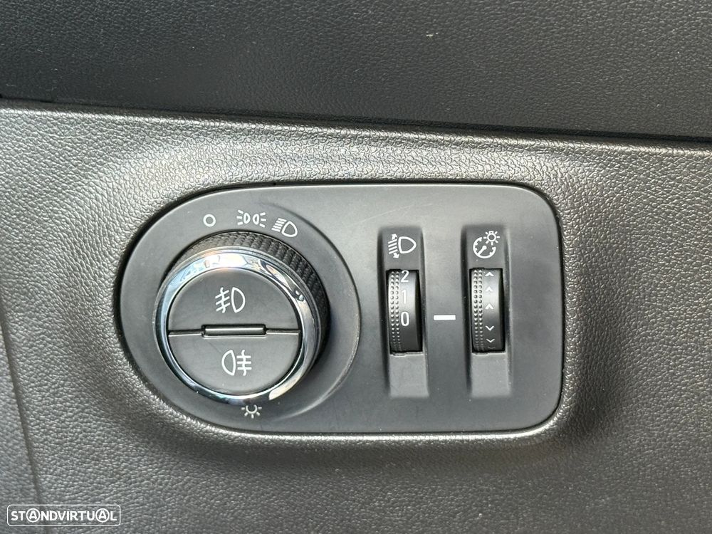 Opel Corsa 1.4 Auto Active - 19