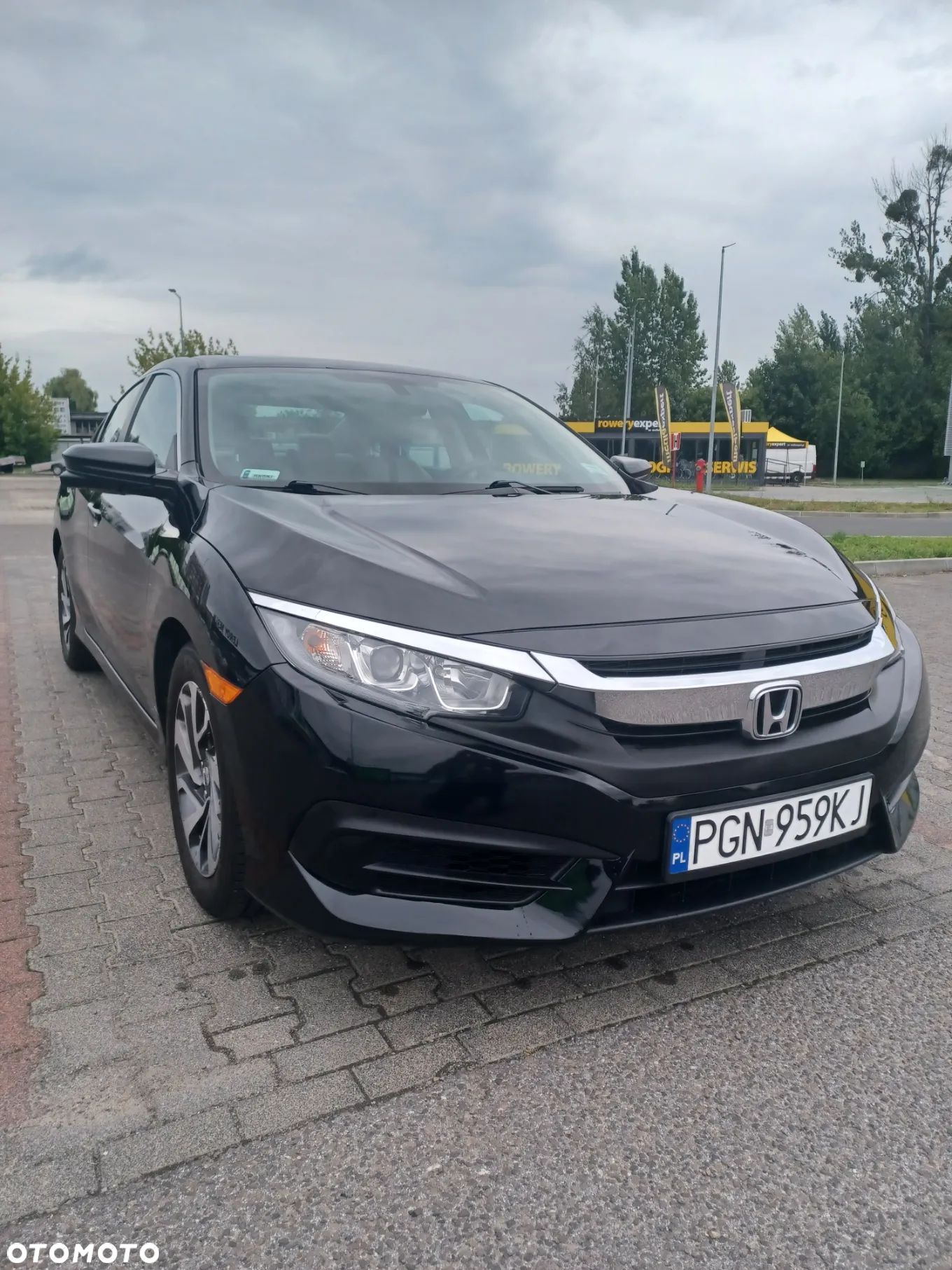 Honda Civic 2.0 i-VTEC LX CVT - 1